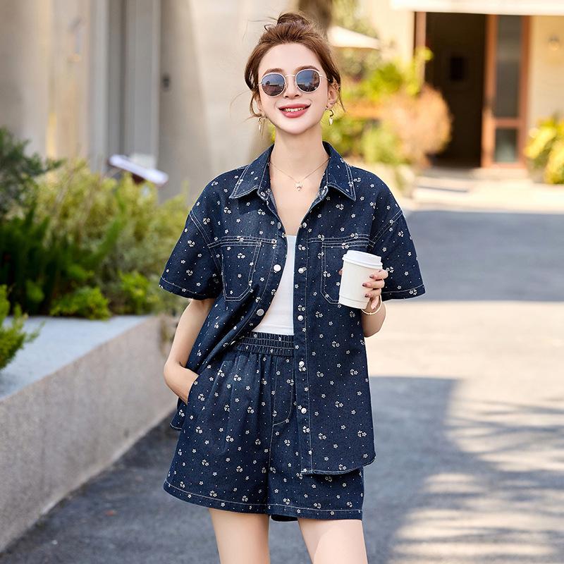 2025 Summer Women s Casual Two-Piece Set: Printed Shirt, Denim Jacket, & Shorts L (110-120 jin)
2025 Summer Women s Casual Two-Piece Set: Printed Shirt, Denim Jacket, & Shorts L (110-120 jin)
