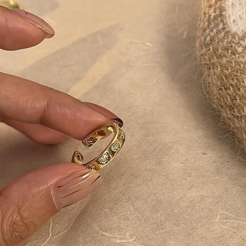 Gray Forward Fashion Blue Color Block Heart Ring With Zirconia For Women 2023 J3651
Gray Forward Fashion Blue Color Block Heart Ring With Zirconia For Women 2023 J3651