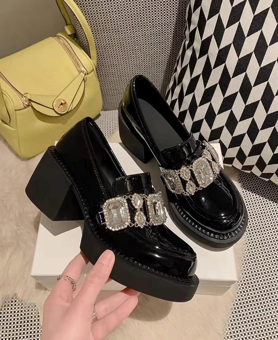 Round head heightened platform small leather shoes women s 2025 new niche high heel thick heel JK single shoes British rhinestone loafers 39
Round head heightened platform small leather shoes women s 2025 new niche high heel thick heel JK single shoes British rhinestone loafers 39