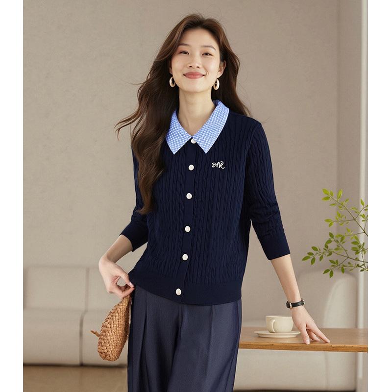 Elegant Two-Piece Look Knit Cardigan with Turn-Down Collar - Versatile Long Sleeve Top for Women, Autumn 2025 S темно-синього кольору
Elegant Two-Piece Look Knit Cardigan with Turn-Down Collar - Versatile Long Sleeve Top for Women, Autumn 2025 S темно-синього кольору