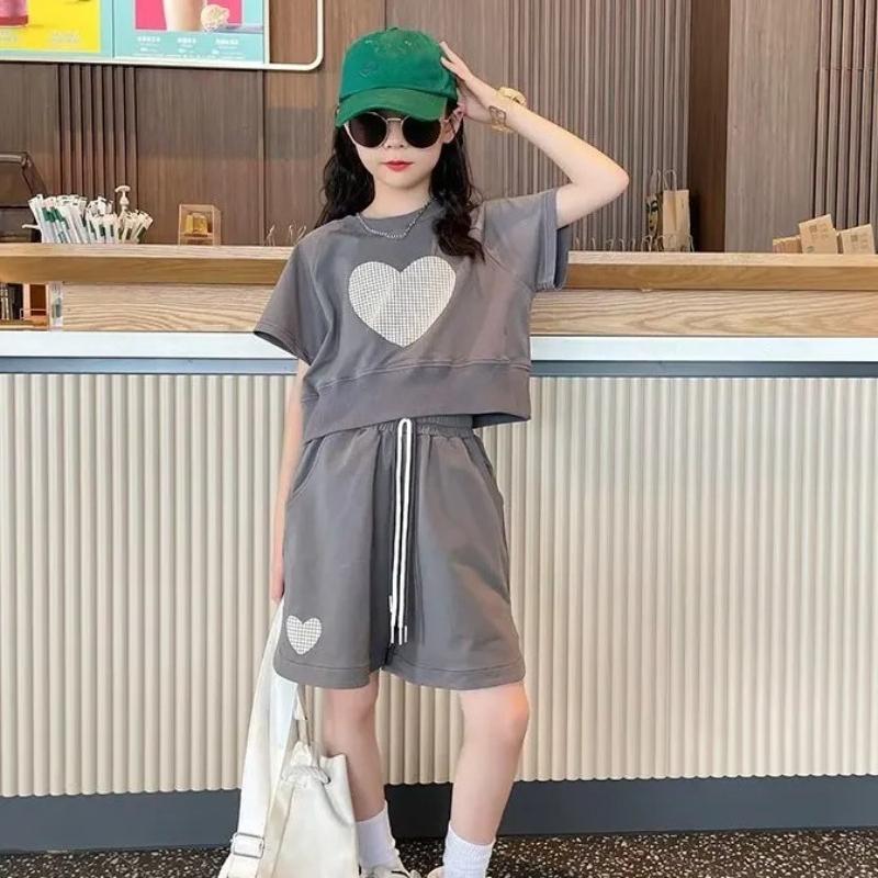 Summer Girls Clothes Suit for Kids Short Sleeve T-shirt + Loose Shorts Two-piece Set Children Cute Clothing 5-14 Years 170 сірий
Summer Girls Clothes Suit for Kids Short Sleeve T-shirt + Loose Shorts Two-piece Set Children Cute Clothing 5-14 Years 170 сірий