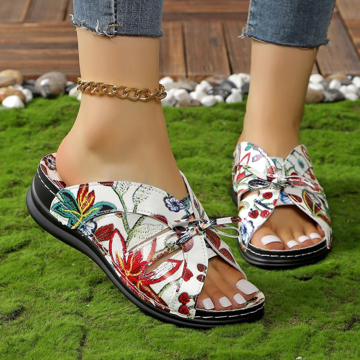 Women s casual fashion simple thick bottom height increase 2024 new large size women s summer slope heel thick bottom slippers 43
Women s casual fashion simple thick bottom height increase 2024 new large size women s summer slope heel thick bottom slippers 43