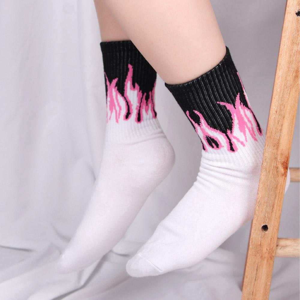 Winter Thick Hip Hop Comfortable Fashion Skateboard Middle Tube Socks Socks Cotton Flame Pattern красный
Winter Thick Hip Hop Comfortable Fashion Skateboard Middle Tube Socks Socks Cotton Flame Pattern красный