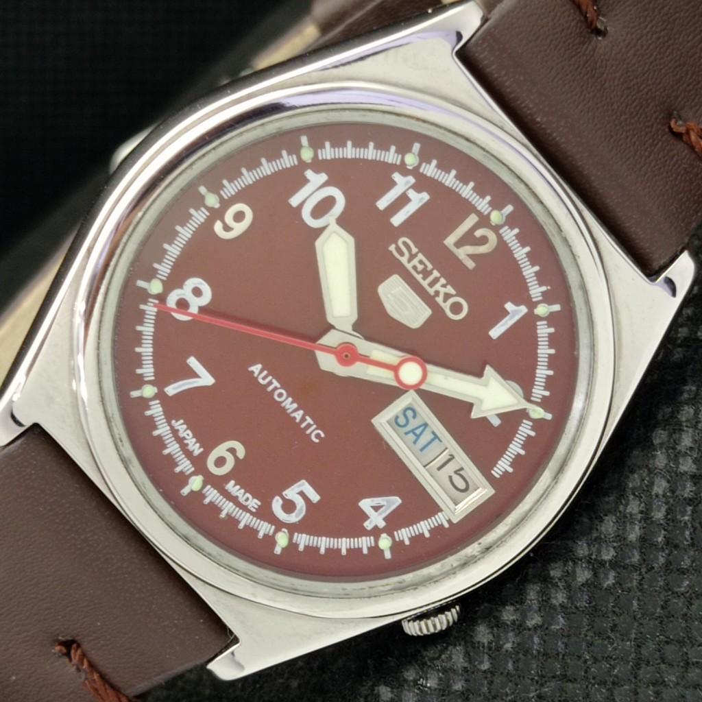 Б/У винтажные часы SEIKO 5 AUTOMATIC 7009A JAPAN MENS D/D BROWN 594a-a311625-2 SKU594a-a311625
Б/У винтажные часы SEIKO 5 AUTOMATIC 7009A JAPAN MENS D/D BROWN 594a-a311625-2 SKU594a-a311625