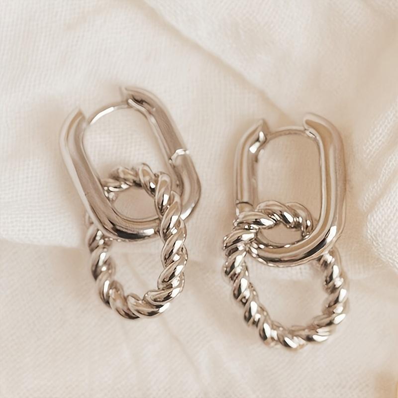 Элегантные серьги-подвески в стиле бохо с витой цепочкой — идеальный подарок для нее
Элегантные серьги-подвески в стиле бохо с витой цепочкой — идеальный подарок для нее