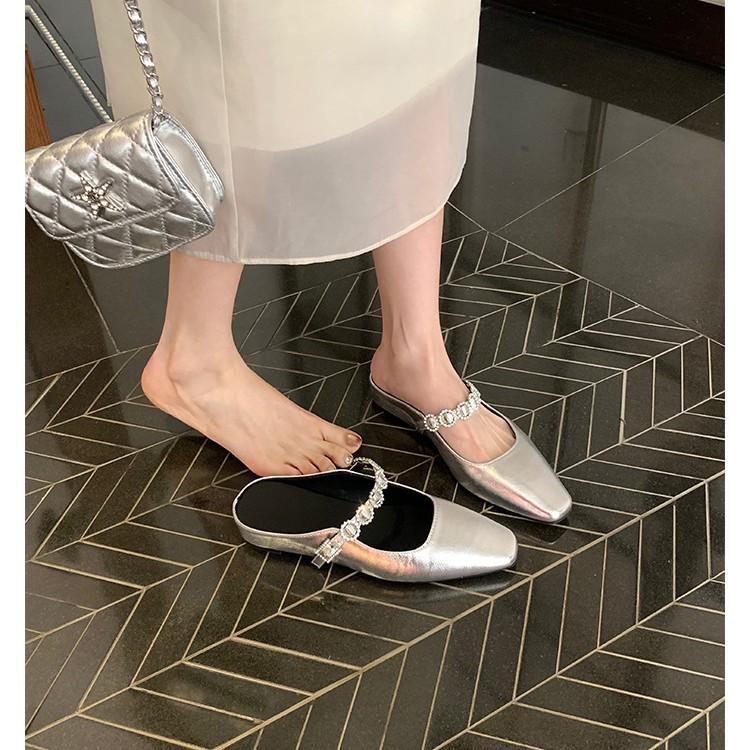 Nei Zeng~ Leather silver thick-bottomed bag head slippers women s rhinestone word with slope heel sandals half slippers 35
Nei Zeng~ Leather silver thick-bottomed bag head slippers women s rhinestone word with slope heel sandals half slippers 35