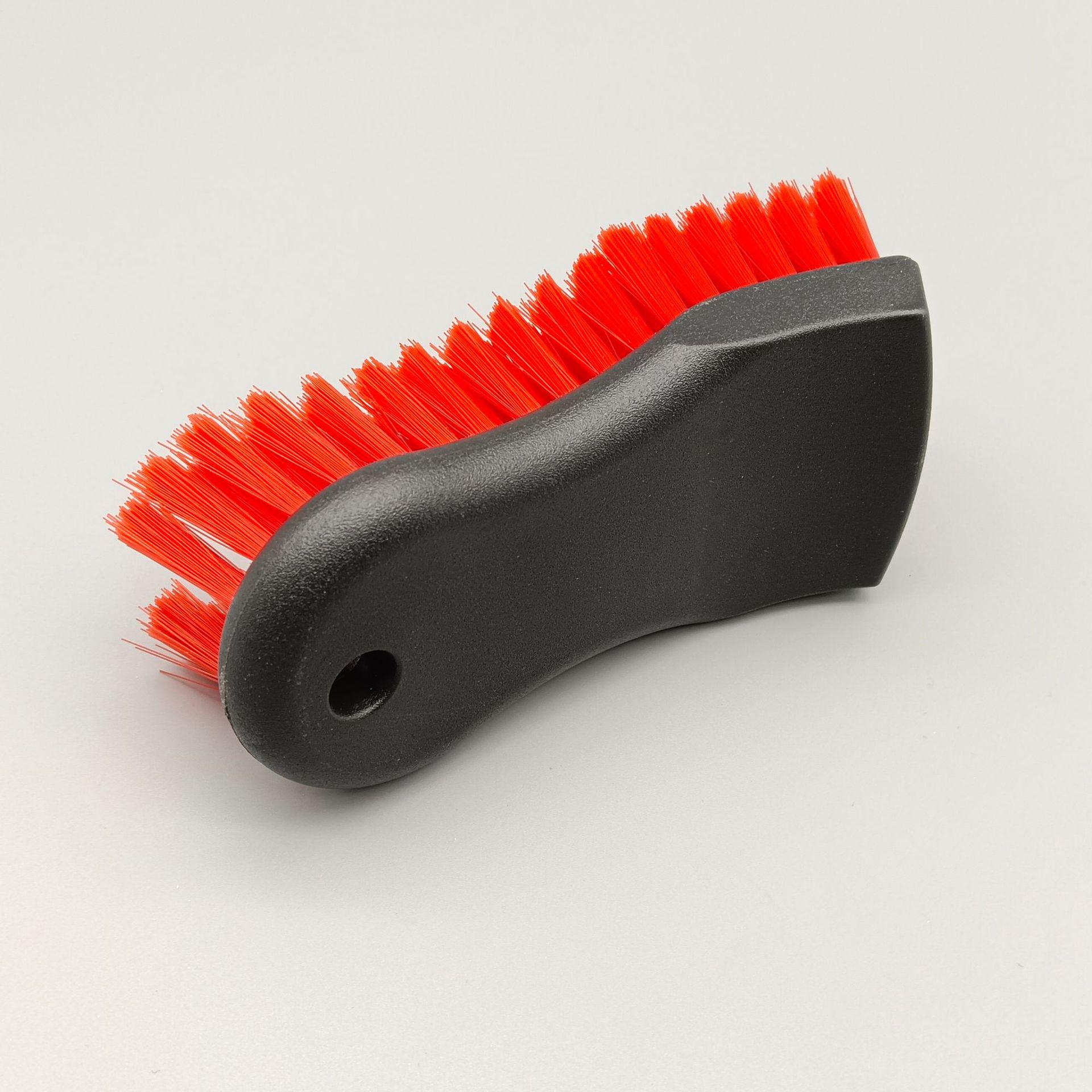 Car Interior & Shoe Cleaning Horsehair Brush - Effective for Stains & Fabric Cleaning
Car Interior & Shoe Cleaning Horsehair Brush - Effective for Stains & Fabric Cleaning