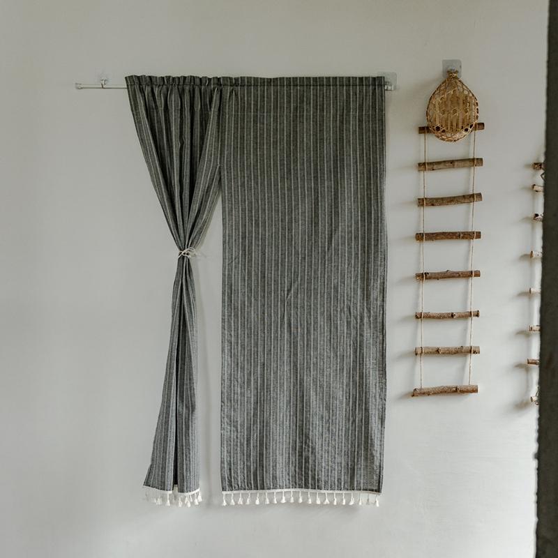 Japanese Cotton Linen Rod Pocket Fabric Partition Curtain Semi-shading Hanging Curtain Finished Household Decor Door Curtain W90 x H100cm&Rod Pocket
Japanese Cotton Linen Rod Pocket Fabric Partition Curtain Semi-shading Hanging Curtain Finished Household Decor Door Curtain W90 x H100cm&Rod Pocket