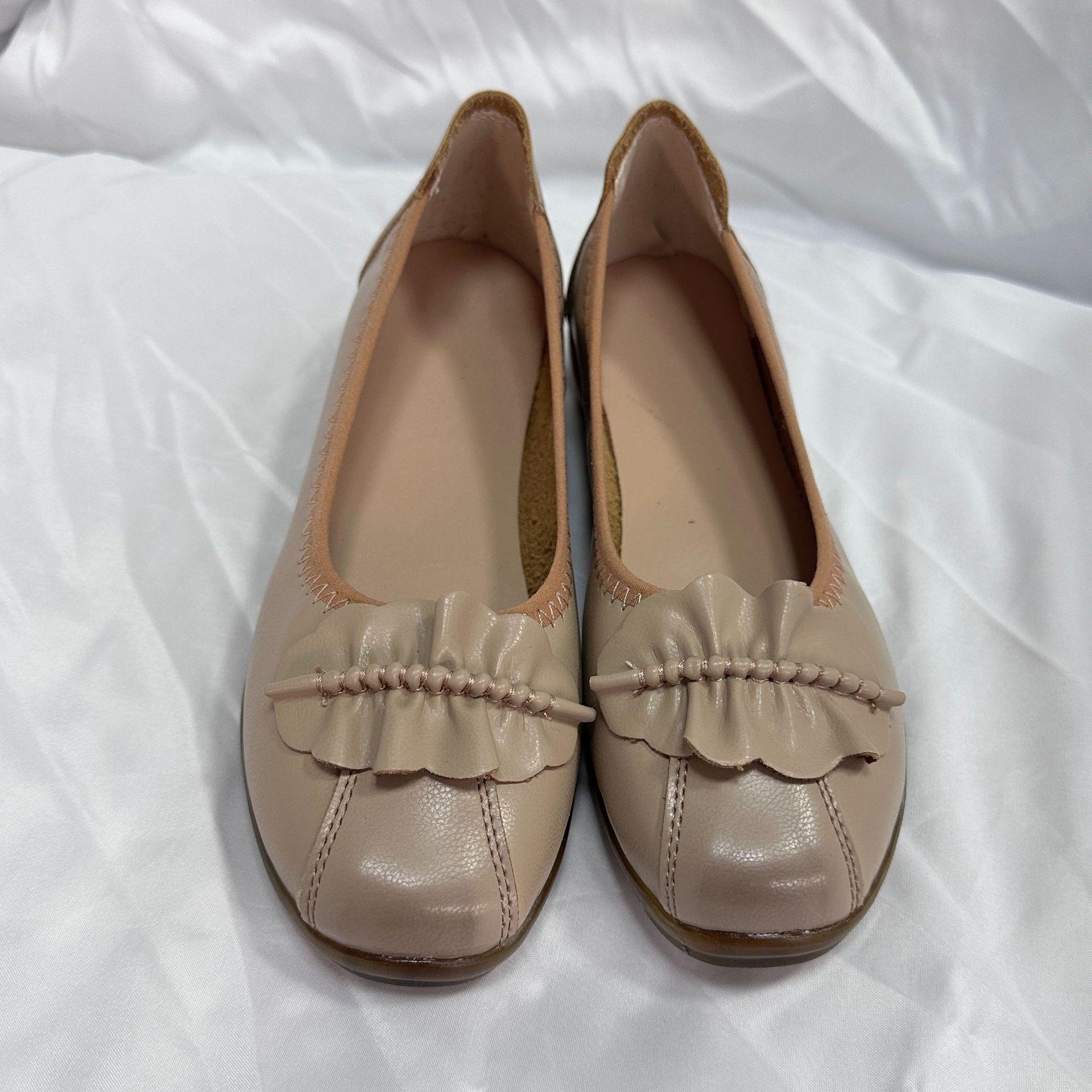 Женские туфли на плоской подошве из кожи, повседневные туфли на плоской подошве, удобные туфли в стиле ретро для женщин 2024 года, осенние туфли-лоферы без застежек, ленивые туфли, большой размер 35-42 35 абрикосовый
Женские туфли на плоской подошве из кожи, повседневные туфли на плоской подошве, удобные туфли в стиле ретро для женщин 2024 года, осенние туфли-лоферы без застежек, ленивые туфли, большой размер 35-42 35 абрикосовый