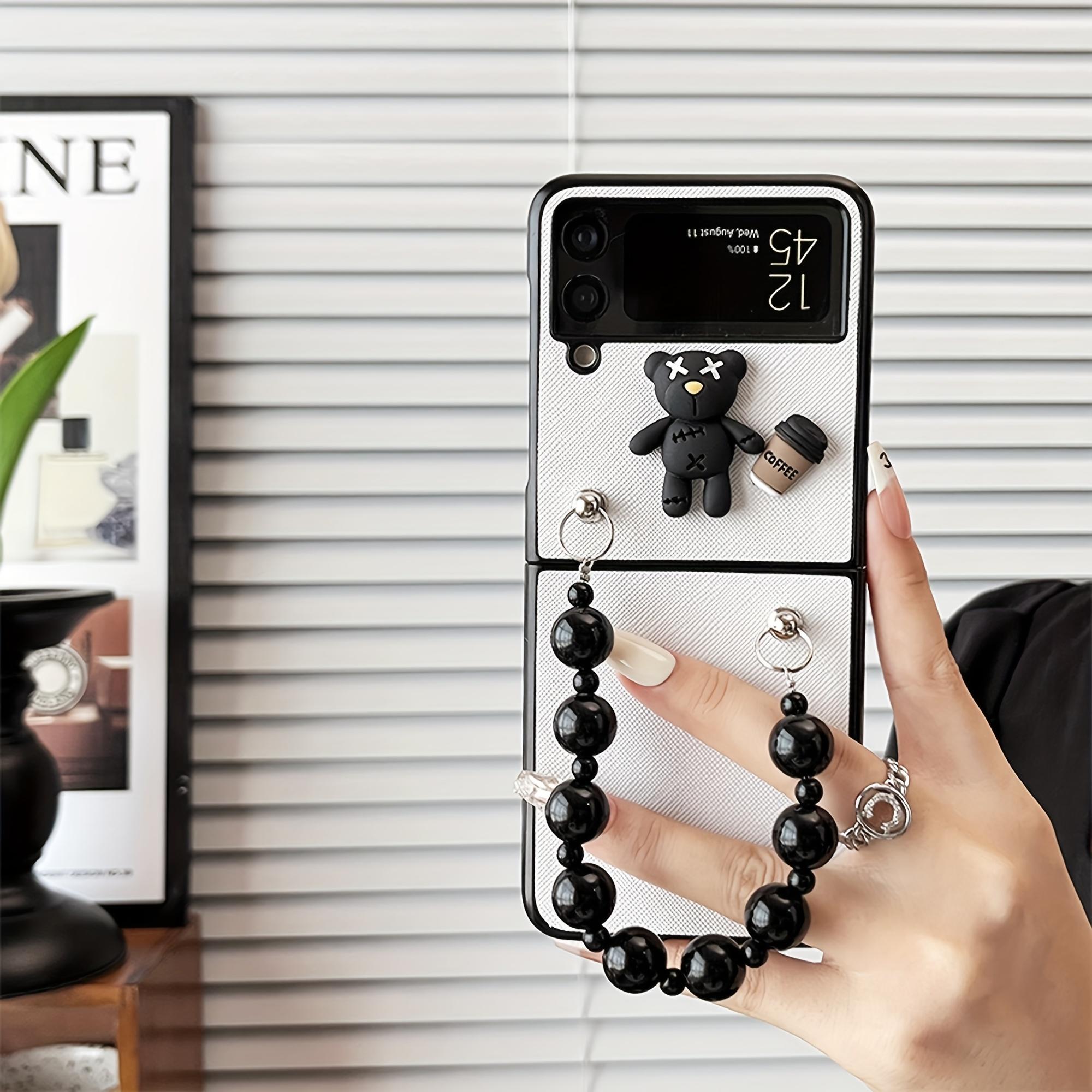 Простой складной чехол для телефона с рисунком кофейного медведя и браслетом для Samsung Galaxy Z Flip 3 4 5 6 Galaxy Z Flip6
Простой складной чехол для телефона с рисунком кофейного медведя и браслетом для Samsung Galaxy Z Flip 3 4 5 6 Galaxy Z Flip6