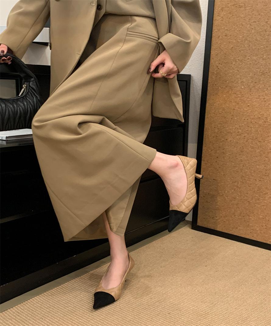 25 Осень Сяосянфэн цветовая гамма кожа ромбовидный толстый каблук легкий вырез туфли-лодочки высокий каблук женская обувь балетки 39 абрикосовый
25 Осень Сяосянфэн цветовая гамма кожа ромбовидный толстый каблук легкий вырез туфли-лодочки высокий каблук женская обувь балетки 39 абрикосовый