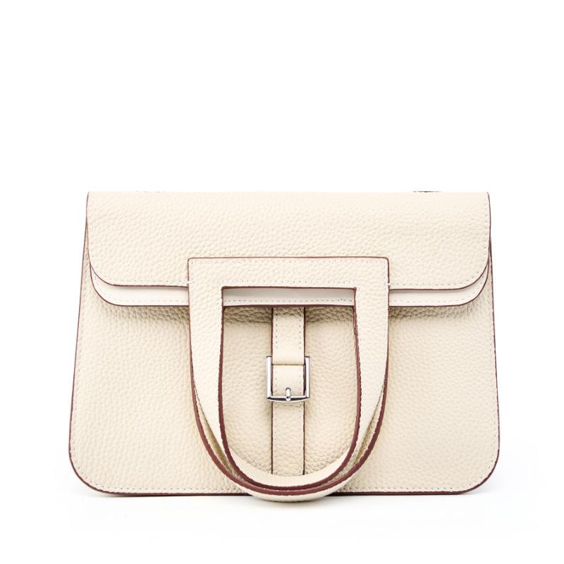 First layer cowhide horseshoe buckle Hazan bag 2025 new lychee pattern briefcase genuine leather one shoulder oblique span handbag bag 25*9*25cm
First layer cowhide horseshoe buckle Hazan bag 2025 new lychee pattern briefcase genuine leather one shoulder oblique span handbag bag 25*9*25cm