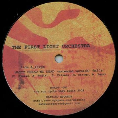 10-дюймовая пластинка FIRST LIGHT ORCHESTRA - Natty Dread No Dead (Расширенная версия MTX1001 Matxino Records 2008 Великобритания Регги, Ска и Даб
10-дюймовая пластинка FIRST LIGHT ORCHESTRA - Natty Dread No Dead (Расширенная версия MTX1001 Matxino Records 2008 Великобритания Регги, Ска и Даб