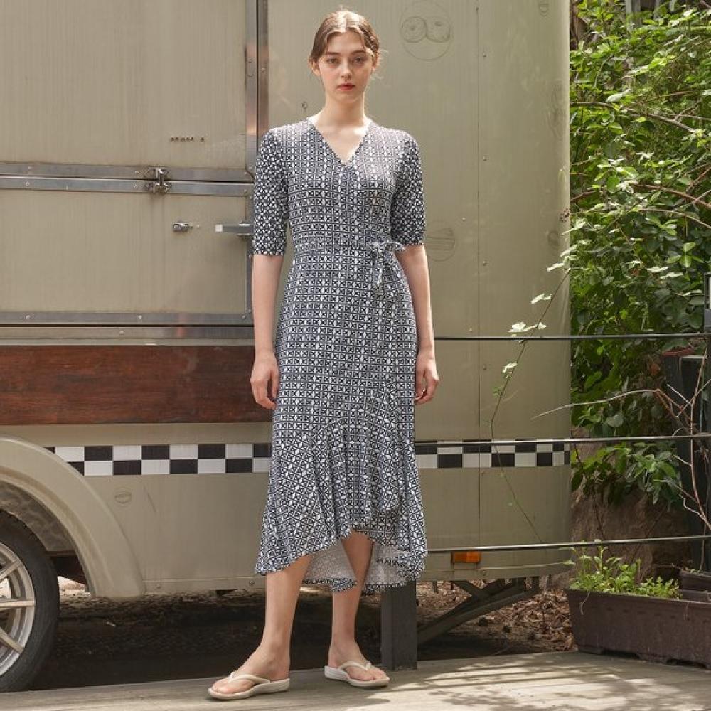 Lipbbam Vivienne Frill Wrap Dress 3 4 Sleeve Ldm42cn01 FREE/LDM42CN01
Lipbbam Vivienne Frill Wrap Dress 3 4 Sleeve Ldm42cn01 FREE/LDM42CN01