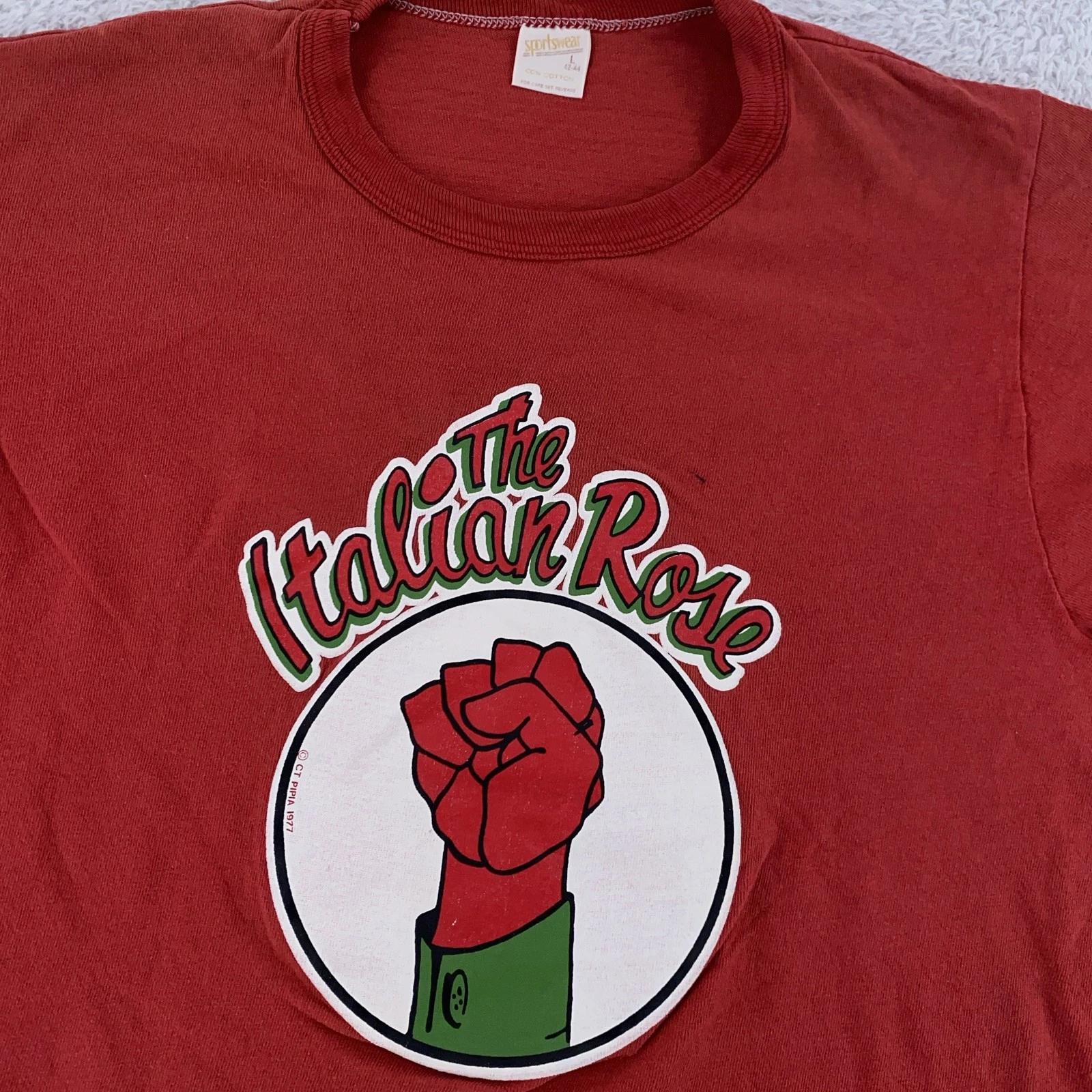 Vintage 1977 The Italian Rose Shirt Mens Small Italy Fist Sportswear 70s Tee M
Vintage 1977 The Italian Rose Shirt Mens Small Italy Fist Sportswear 70s Tee M