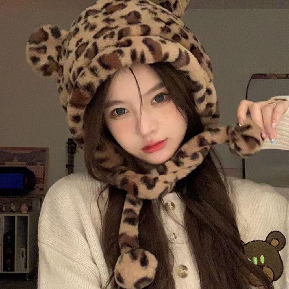 Fashion Design Cartoon Fleece Hat Leopard Print Ear Protection Hat All-match Plush Bear Hat Women
Fashion Design Cartoon Fleece Hat Leopard Print Ear Protection Hat All-match Plush Bear Hat Women