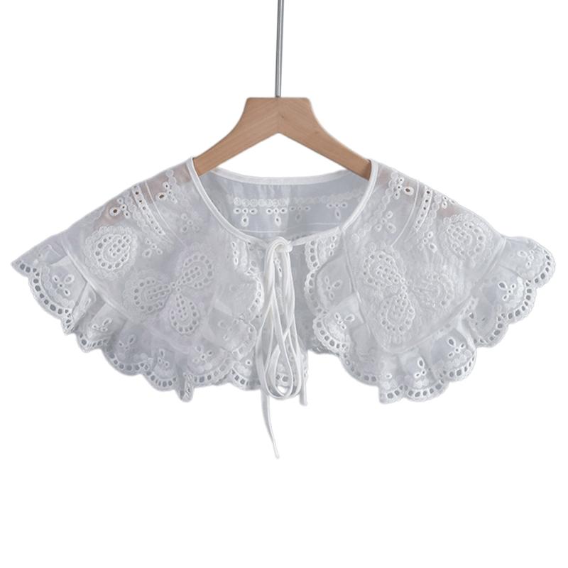 False Collar Dickey Collar Embroidery Collar Venise Lace Up Neckline Easy To Wear Detachable Collar Women 1
False Collar Dickey Collar Embroidery Collar Venise Lace Up Neckline Easy To Wear Detachable Collar Women 1