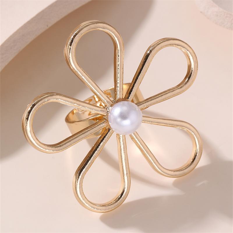 1PC European and American exaggerated metal women s ring summer ocean wind holiday season girl ring ring jewelry
1PC European and American exaggerated metal women s ring summer ocean wind holiday season girl ring ring jewelry