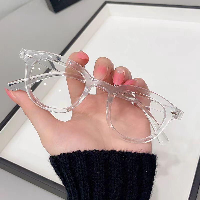 Ultralight Leopard Print Anti Blue Light Glasses Women Men Round Glasses Frames For Read Female Fashion Vintage Clear Eyeglasses
Ultralight Leopard Print Anti Blue Light Glasses Women Men Round Glasses Frames For Read Female Fashion Vintage Clear Eyeglasses