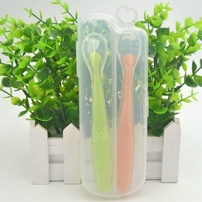 All-Silicone Baby Spoons with Storage Box - Set of 2 Soft Spoons зелёный/оранжевый
All-Silicone Baby Spoons with Storage Box - Set of 2 Soft Spoons зелёный/оранжевый