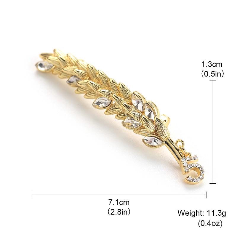 New 5-character zircon wheat ear niche corsage retro high-end brooch clothes accessories, design sense of antique accessories
New 5-character zircon wheat ear niche corsage retro high-end brooch clothes accessories, design sense of antique accessories