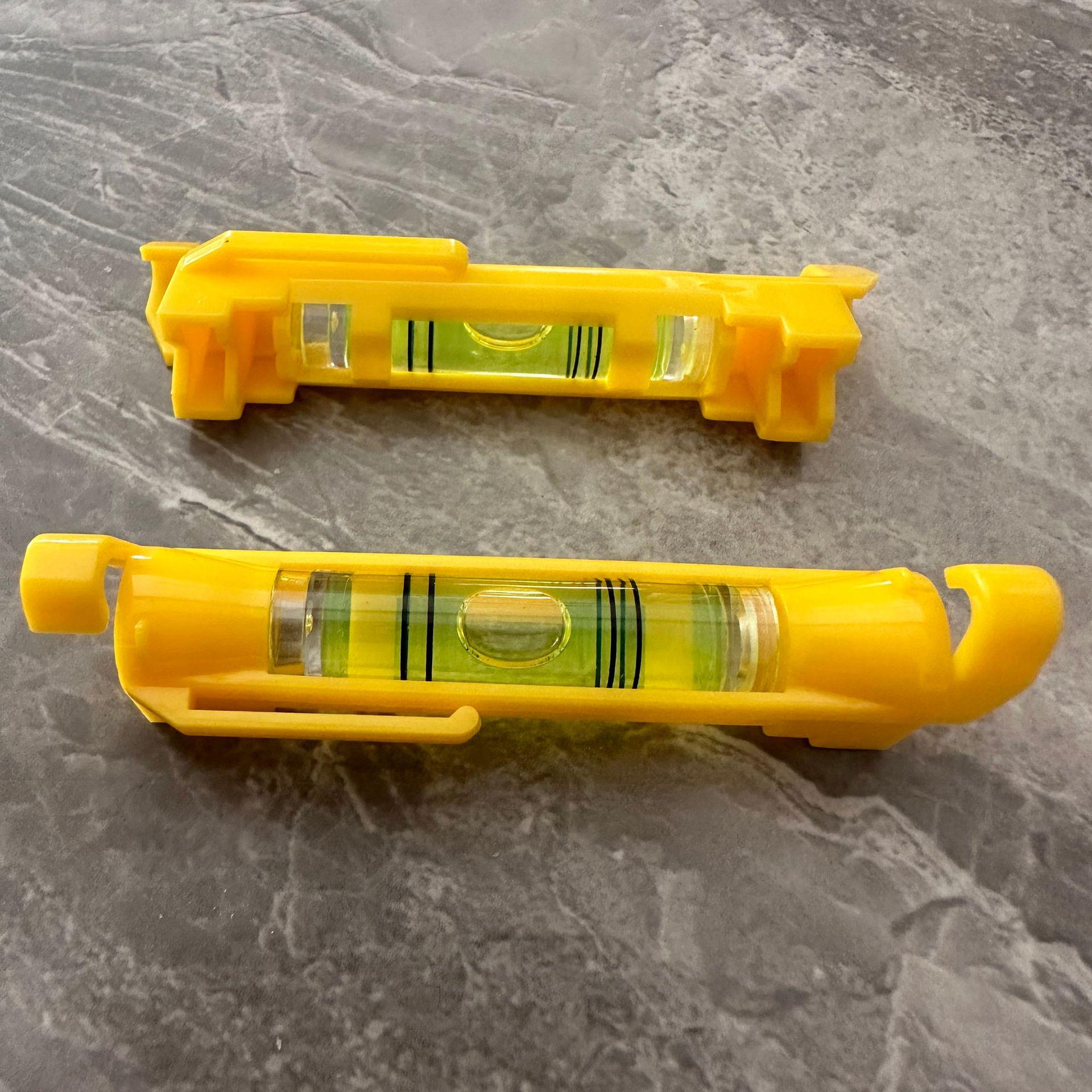 Yellow Wall-Mounted Pen-Type Mini Bubble Level with Bracket for TV Wall Mount
Yellow Wall-Mounted Pen-Type Mini Bubble Level with Bracket for TV Wall Mount