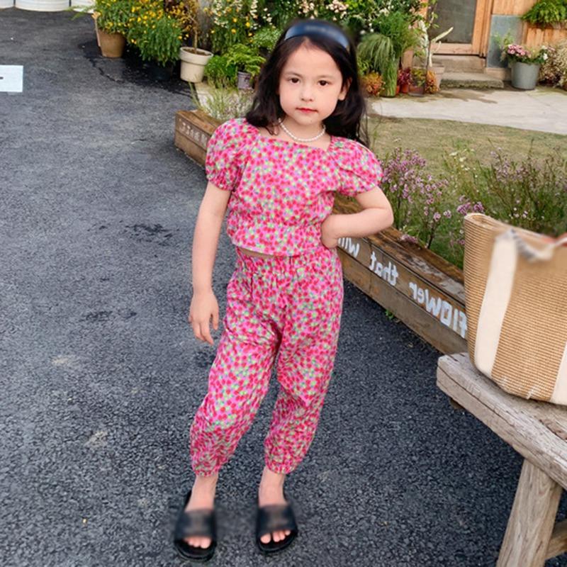 Детские комплекты одежды для девочек, спортивный костюм с короткими рукавами-фонариками и брюки, комплект из двух предметов, спортивный костюм с цветочным принтом, детский костюм для девочек 15
Детские комплекты одежды для девочек, спортивный костюм с короткими рукавами-фонариками и брюки, комплект из двух предметов, спортивный костюм с цветочным принтом, детский костюм для девочек 15