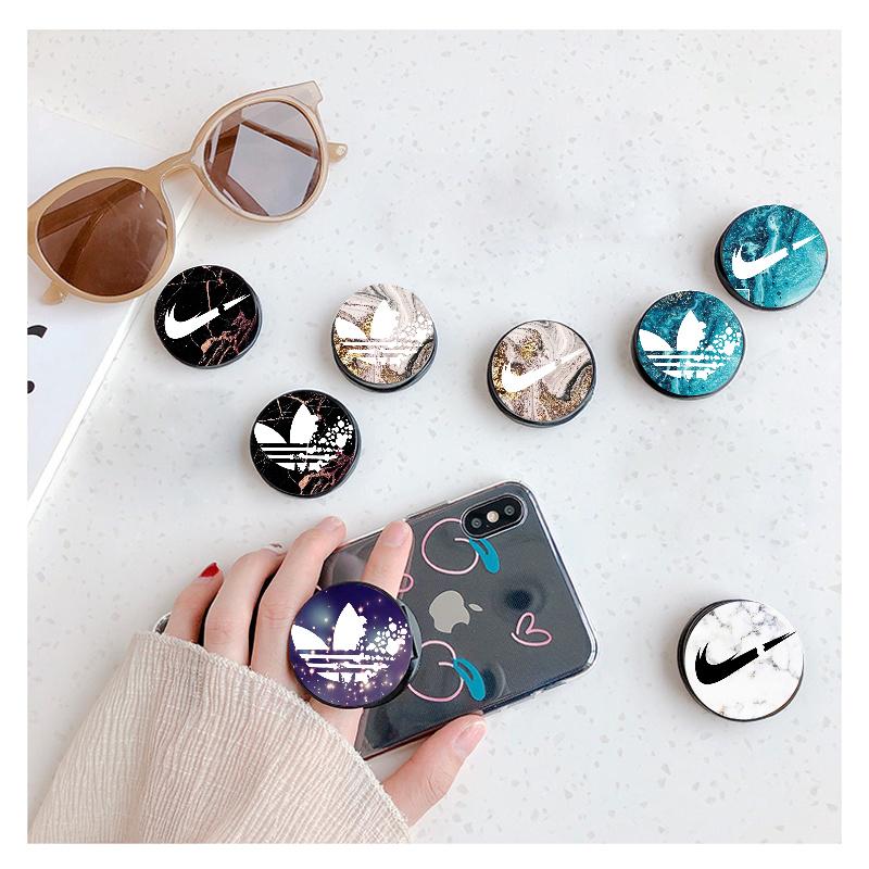 Новые держатели для творческой поддержки Grips Stand for Cellphone Складной телефон поддержка
Новые держатели для творческой поддержки Grips Stand for Cellphone Складной телефон поддержка