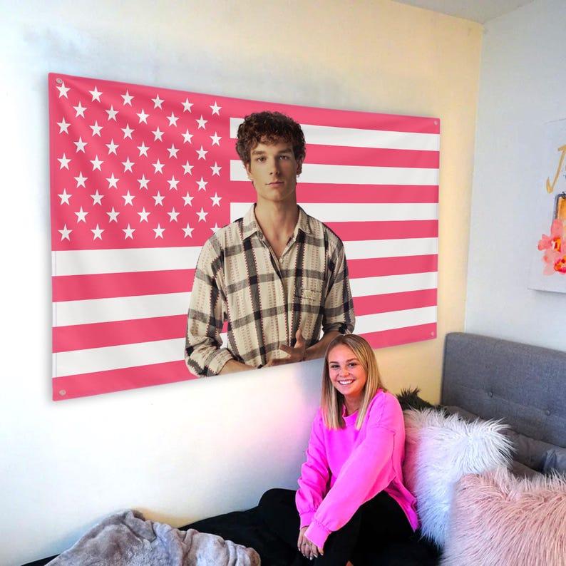Pink American flag tapestry 75x100 чорний
Pink American flag tapestry 75x100 чорний