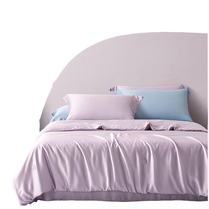 Enhu Batu Summer Comforter
Enhu Batu Summer Comforter