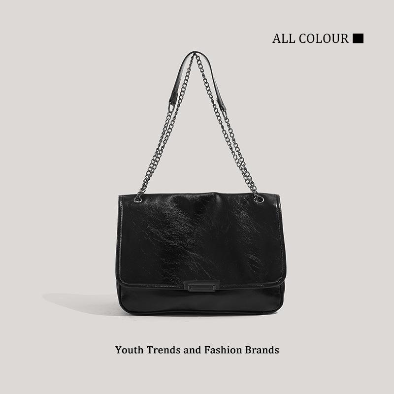 Niche underarm bag women s new autumn and winter fashion versatile chain bag large-capacity commuter shoulder tote bag чёрный
Niche underarm bag women s new autumn and winter fashion versatile chain bag large-capacity commuter shoulder tote bag чёрный