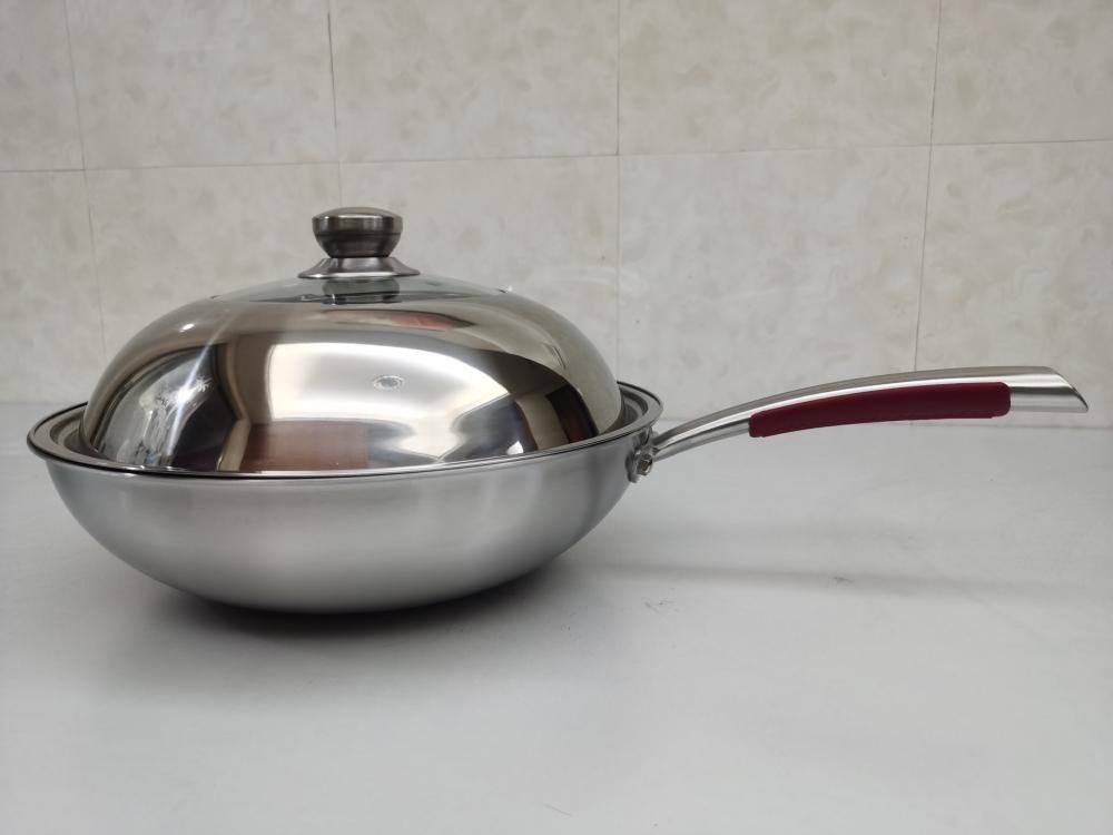 2026 New Design 34cm Titanium Surface Stainless Steel Non Stick Frying Pan Kitchen Frying Pan Skillet with Lid for Food
2026 New Design 34cm Titanium Surface Stainless Steel Non Stick Frying Pan Kitchen Frying Pan Skillet with Lid for Food