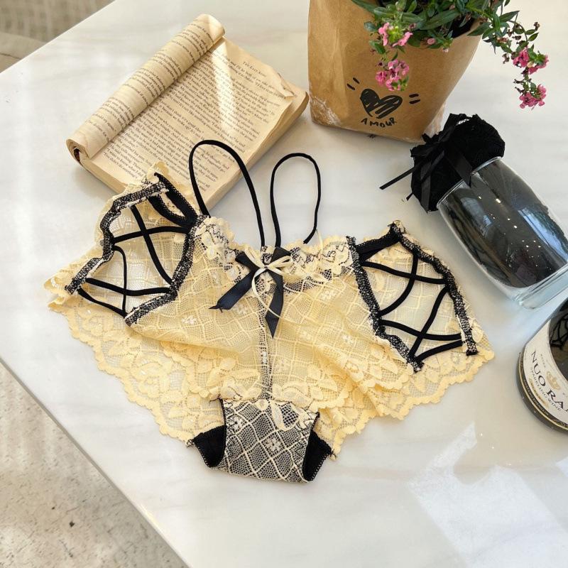Absolutely Amazing Criss-Cross Lace Panties – Sexy Low-Waisted Triangle Design with Pure Cotton Crotch for Women One Size (40-60 kg) абрикосовий
Absolutely Amazing Criss-Cross Lace Panties – Sexy Low-Waisted Triangle Design with Pure Cotton Crotch for Women One Size (40-60 kg) абрикосовий