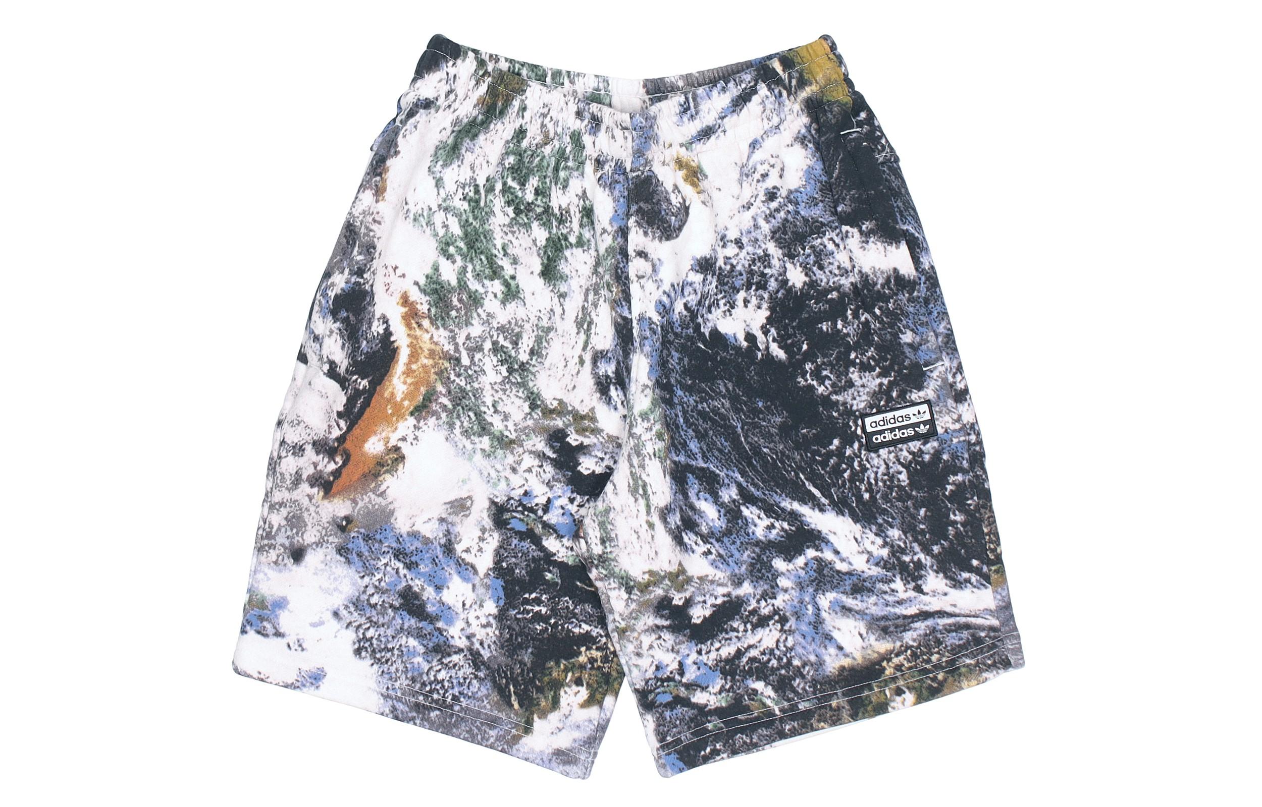 Adidas Originals Casual Shorts Men s Multicolor GD9298 M
Adidas Originals Casual Shorts Men s Multicolor GD9298 M