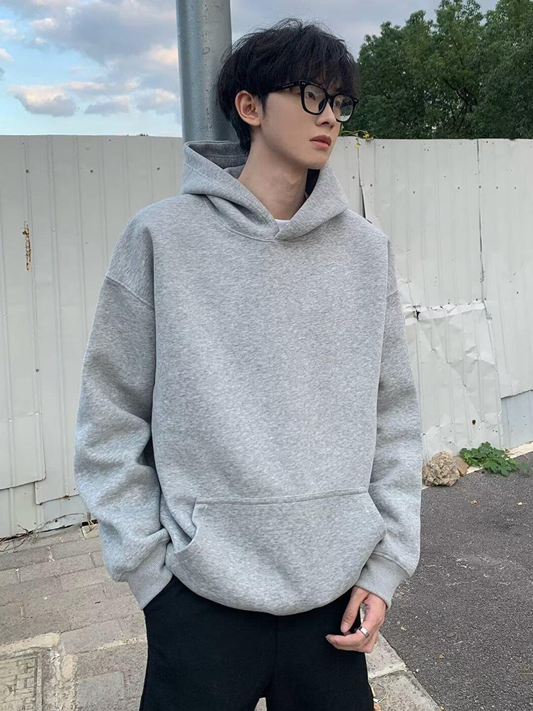 Men s Light Gray Heavyweight Hoodie - Casual Loose Fit, Trendy American Style, Autumn/Winter. 2XL сірий колір
Men s Light Gray Heavyweight Hoodie - Casual Loose Fit, Trendy American Style, Autumn/Winter. 2XL сірий колір