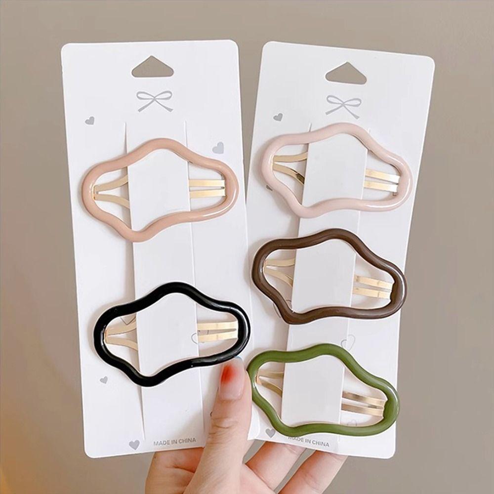 3/5PCS Портативные боковые заколки для волос Смола Винтажные аксессуары для волос Симпатичная девушка с полым зажимом в форме облака
3/5PCS Портативные боковые заколки для волос Смола Винтажные аксессуары для волос Симпатичная девушка с полым зажимом в форме облака