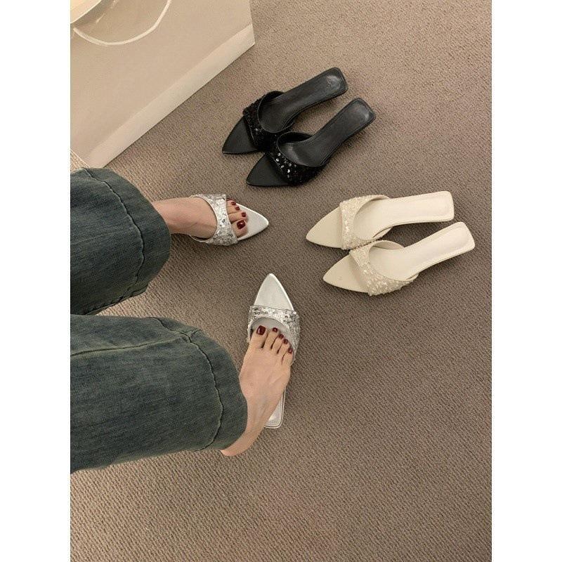 French temperament sequins with open-toed pointed slippers for women s summer wear 2025 new kitten and cool slippers 42
French temperament sequins with open-toed pointed slippers for women s summer wear 2025 new kitten and cool slippers 42