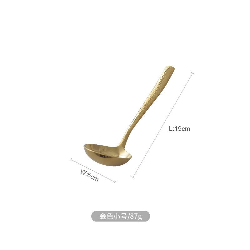 Ложка для супа из нержавеющей стали, сервировочный половник, столовая посуда для золота, серебра, большой черпак с ручкой, кухонный аксессуар
Ложка для супа из нержавеющей стали, сервировочный половник, столовая посуда для золота, серебра, большой черпак с ручкой, кухонный аксессуар