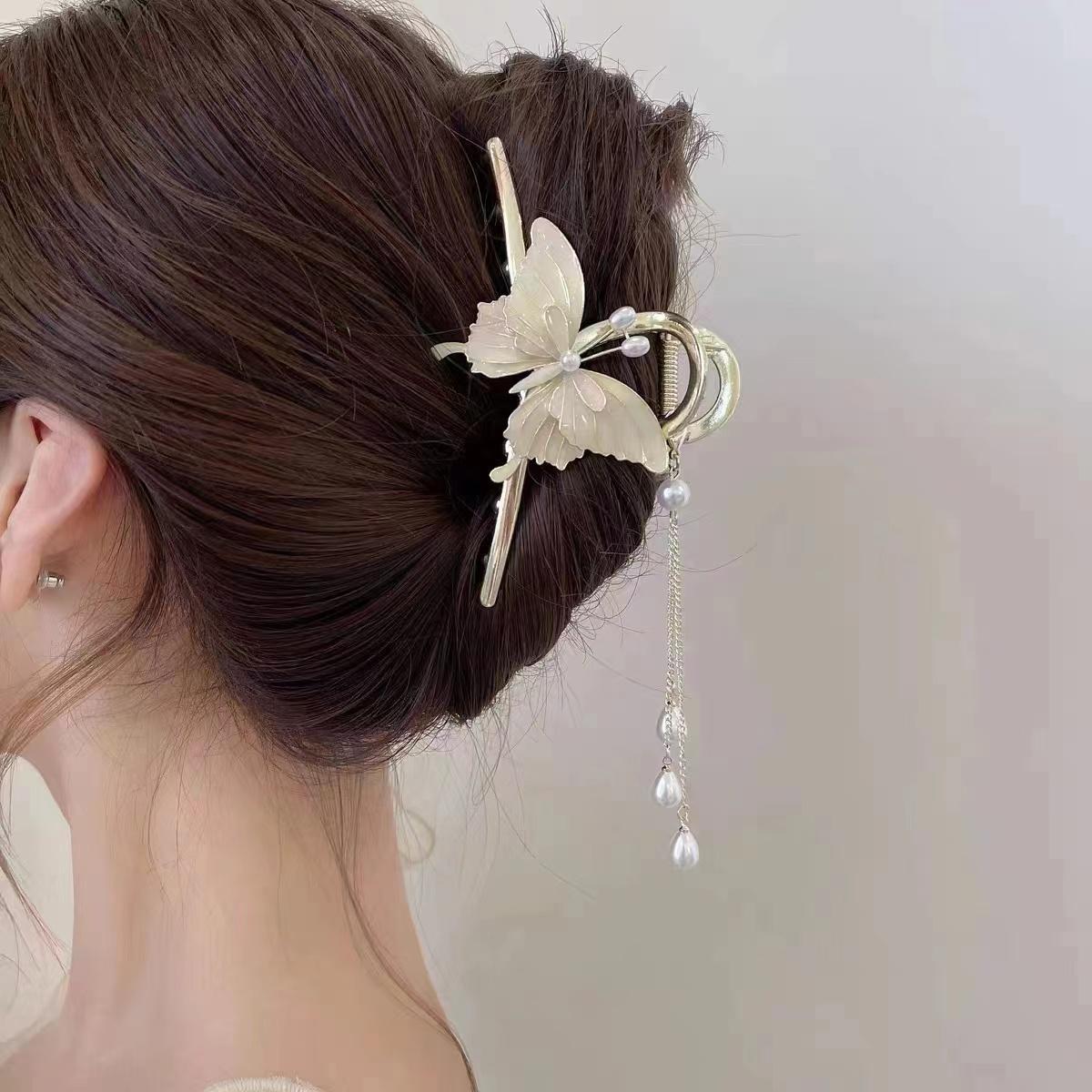 Женская металлическая заколка для волос с бахромой в виде бабочки
Женская металлическая заколка для волос с бахромой в виде бабочки