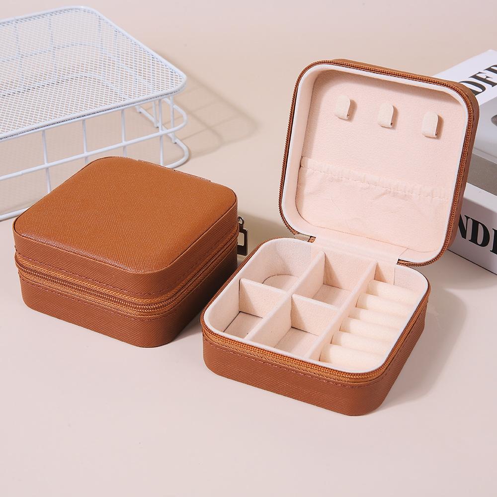 Мини-шкатулка для хранения ювелирных изделий, дорожная шкатулка для сережек, ожерелий, компактная упаковка для колец, раскладушка на молнии, шкатулка для ювелирных изделий 10*10*5cm коричневый