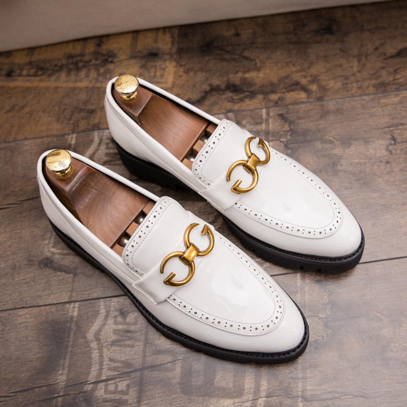 Новые модные мужские модельные туфли, индивидуальные трендовые кожаные свадебные туфли, мужские кожаные оксфорды на плоской подошве
Новые модные мужские модельные туфли, индивидуальные трендовые кожаные свадебные туфли, мужские кожаные оксфорды на плоской подошве