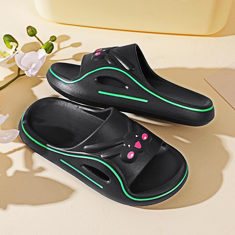 Slippers couple home slippers men and women non-slip lightweight breathable beach shoes 40 чорний
Slippers couple home slippers men and women non-slip lightweight breathable beach shoes 40 чорний