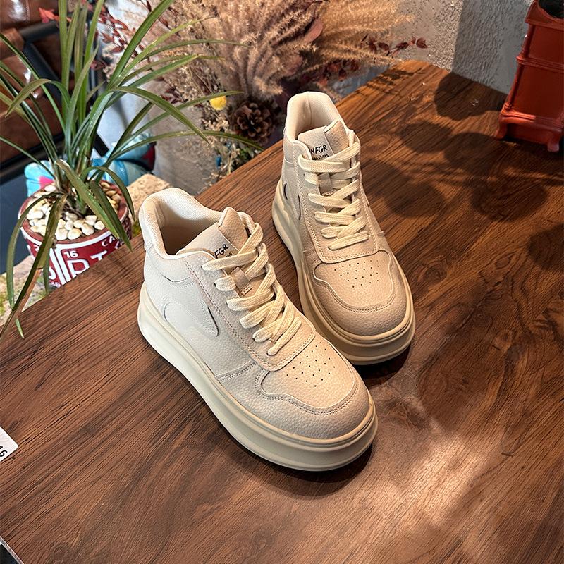 High-top little white shoes women s spring new versatile platform shoes sports and leisure board shoes soft sole not tired feet women s shoes 40 білий
High-top little white shoes women s spring new versatile platform shoes sports and leisure board shoes soft sole not tired feet women s shoes 40 білий
