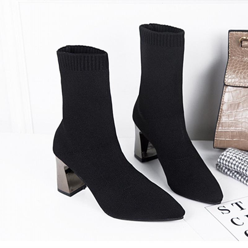 Женские эластичные ботильоны-носки Flyknit, острый носок, массивный каблук, облегающий дизайн, европейский/американский стиль - коллекция весна/осень 2025 Size 39
Женские эластичные ботильоны-носки Flyknit, острый носок, массивный каблук, облегающий дизайн, европейский/американский стиль - коллекция весна/осень 2025 Size 39
