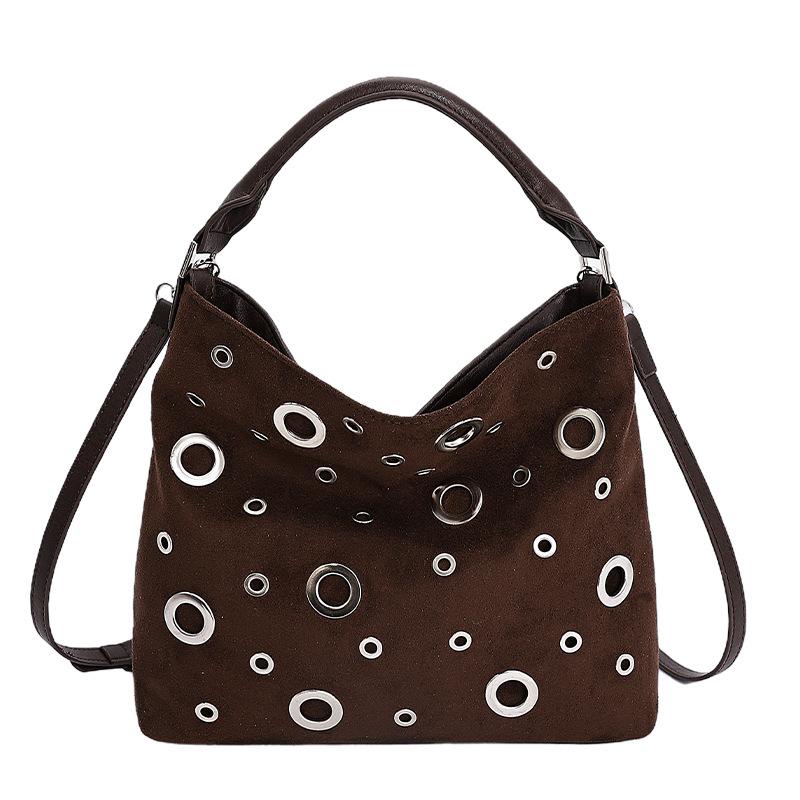 Trendy Vintage Punk Simple Crossbody Bag with Metal Studs New Modern Stylish Handle bags for Women Versatile Texture Bucket Bags
Trendy Vintage Punk Simple Crossbody Bag with Metal Studs New Modern Stylish Handle bags for Women Versatile Texture Bucket Bags