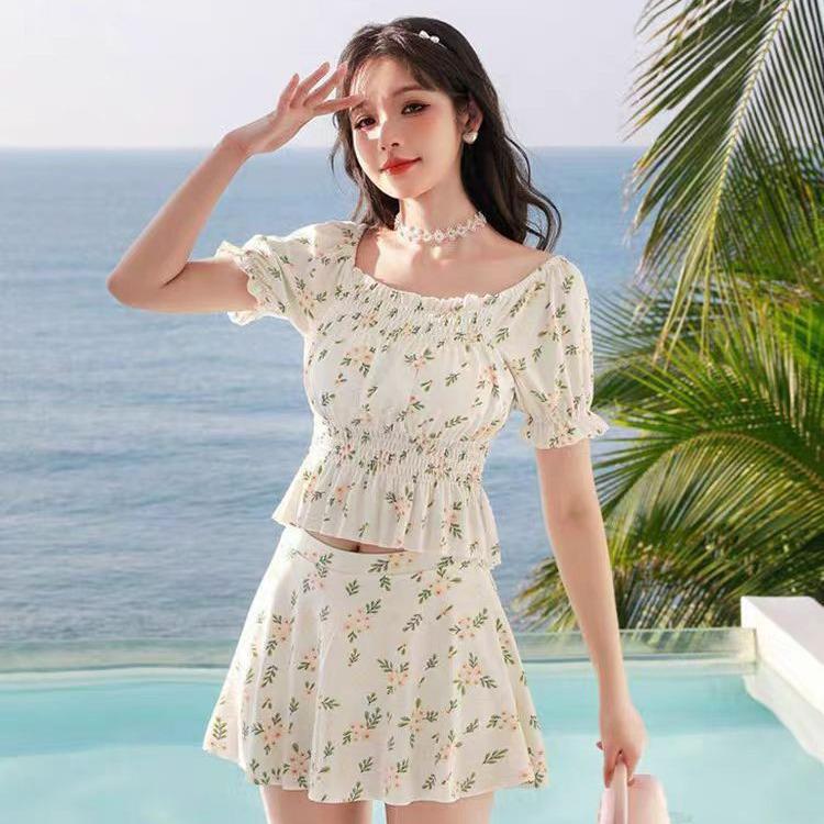 2024 Floral Split Swimsuit - Gentle Beach & Hot Spring Style One Size (Wholesale) жовтий
2024 Floral Split Swimsuit - Gentle Beach & Hot Spring Style One Size (Wholesale) жовтий