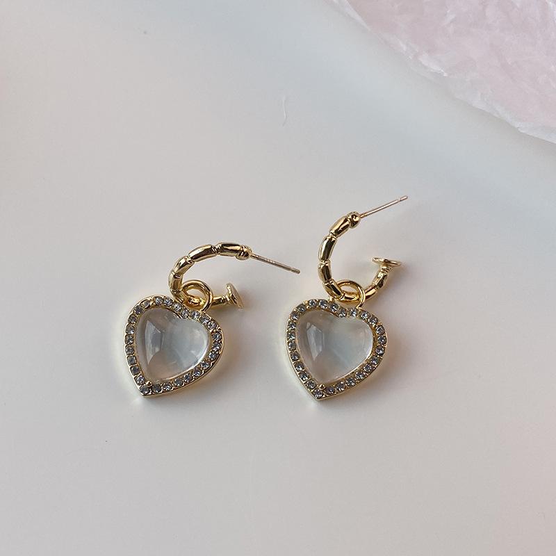 Sweet Girl Earrings Fashion New Earrings Red Love Net Red Earrings Temperament Personality Earrings Women s Wholesale Oorbellen білий
Sweet Girl Earrings Fashion New Earrings Red Love Net Red Earrings Temperament Personality Earrings Women s Wholesale Oorbellen білий