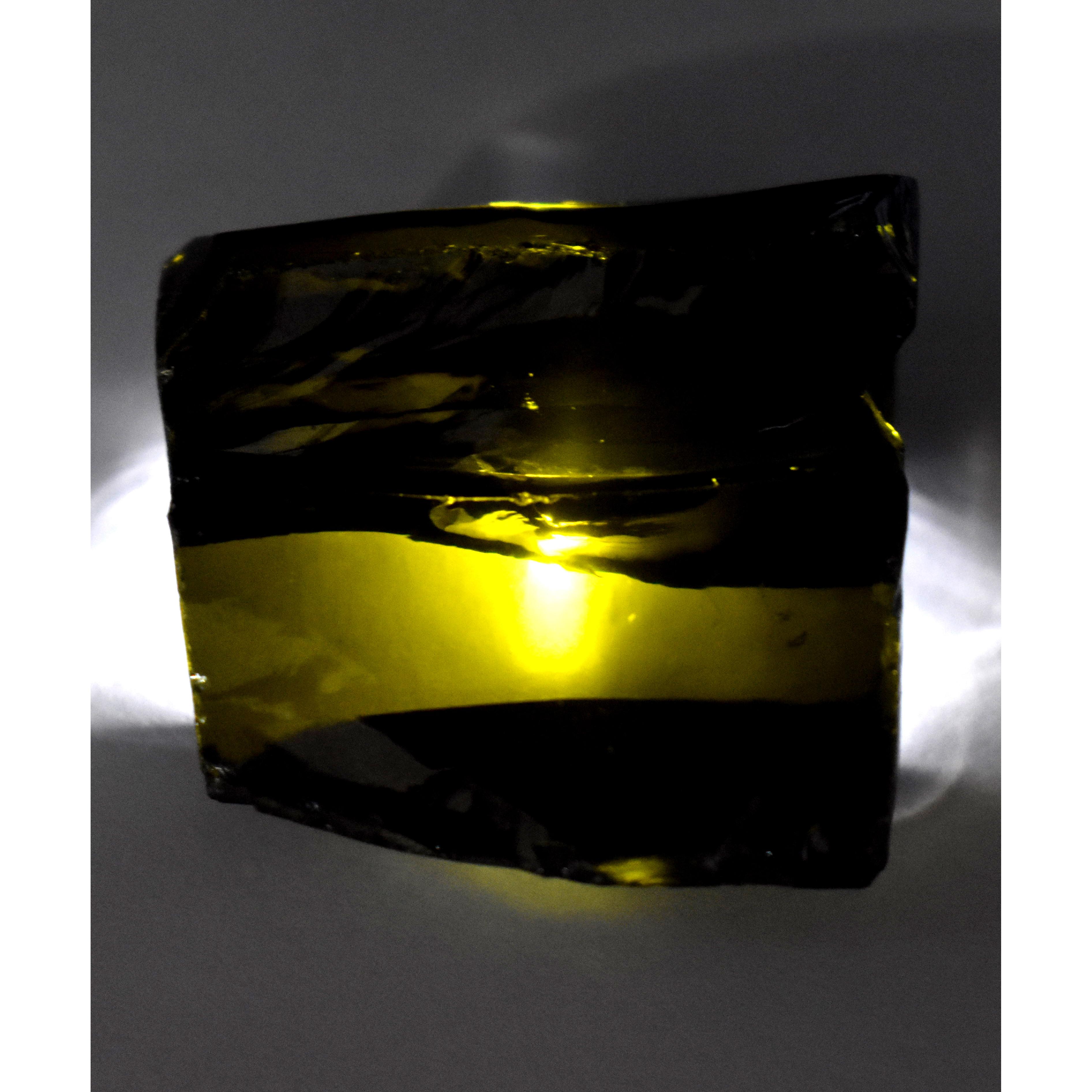 NATURAL 391 Ct Green Zircon Uncut Rough CERTIFIED Loose Gemstone For Collection 35.9 mm Approx. зелений
NATURAL 391 Ct Green Zircon Uncut Rough CERTIFIED Loose Gemstone For Collection 35.9 mm Approx. зелений