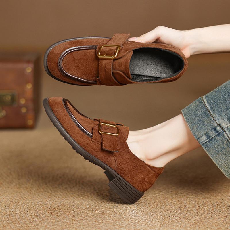 Four seasons wear women s one-pedal lazy shoes, light mouth casual single shoes, rubber soft sole large size shoes, solid color new low heel 39 коричневий
Four seasons wear women s one-pedal lazy shoes, light mouth casual single shoes, rubber soft sole large size shoes, solid color new low heel 39 коричневий