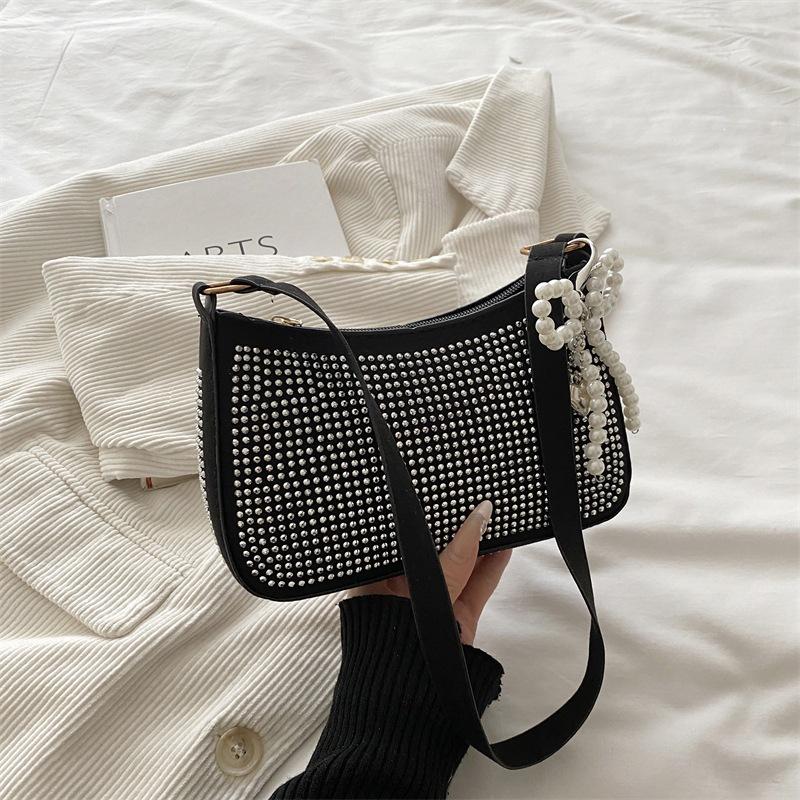 Bright diamond bag women s bag new trendy versatile shoulder underarm bag oblique span bag commuter car sewing design satchel bag срібний
Bright diamond bag women s bag new trendy versatile shoulder underarm bag oblique span bag commuter car sewing design satchel bag срібний